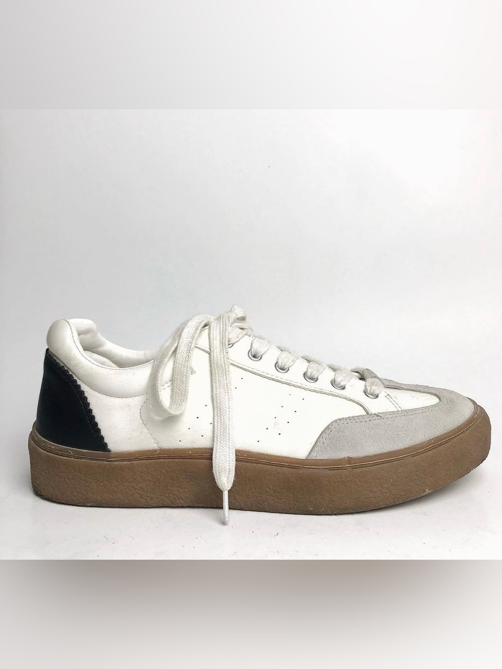 Zara GAT sneakers size 43 (M 9.5 / W 12)